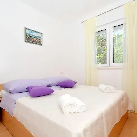 Paradiso Semesterbostad *